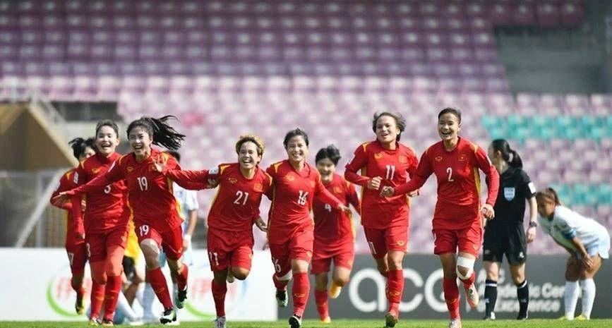 安卓版-2-1！女足亚洲杯首场绝杀诞生，最新晋级形势：中国队争头名难了