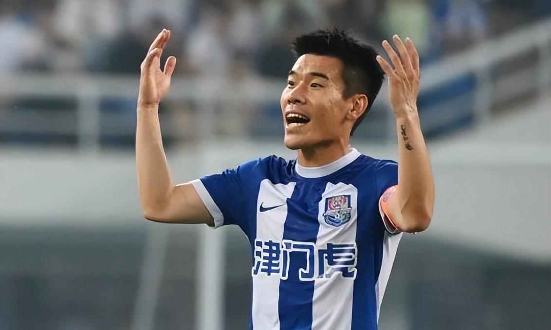 九游APP-于根伟留下的津门虎20号战袍，本赛季迎来新主人，曾是鲁能锋霸