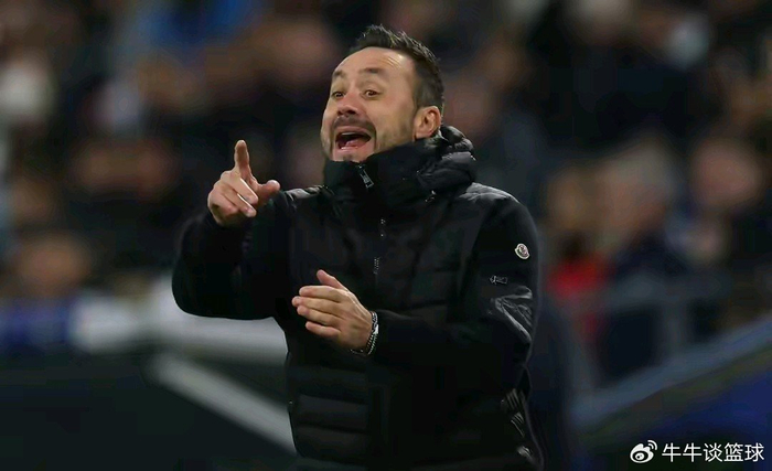 死敌对头来支招？热刺这步险棋敢不敢跟！|德泽尔比|杰拉德|托特纳姆热刺|利物浦|阿森纳_新浪体育_新浪新闻