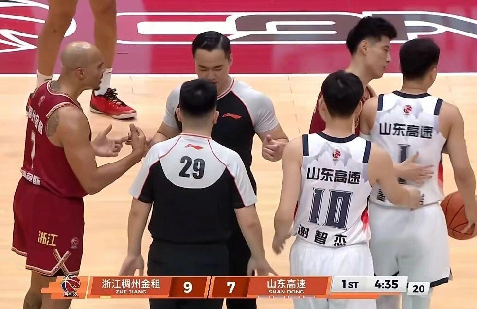 九游APP-狂输23分！山东惨败浙江，这3人彻底隐身，坑哭全队！